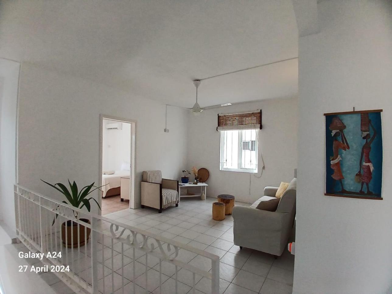 Apartamento The Coral House Rivière Noire Exterior foto
